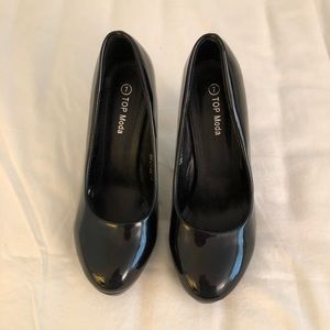 Size 7 Black Pumps Heels Shiny Dressy Shoes